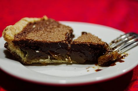 Golden Corral Chocolate Chess Pie Recipe Golden Corral Chocolate Chess Pie Recipe, Chocolate Chess Pie Recipe Easy, Chocolate Chess Pie Recipe, Easy Chocolate Pie, Chess Pie Recipe, Chocolate Chess Pie, Golden Corral, Flourless Chocolate Cake Recipe, Chess Pie