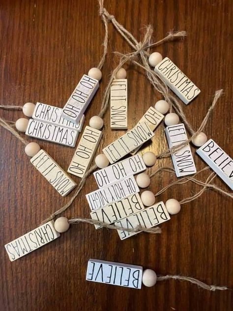 Jenga Block Teacher Gifts, Jenga Piece Ornaments, Diy Jenga Blocks Ideas Crafts, Jenga Ornaments Diy, Dollar Store Jenga Block Crafts, Painted Jenga Blocks, Jenga Crafts Ideas, Tumbling Tower Block Crafts Diy, Christmas Jenga