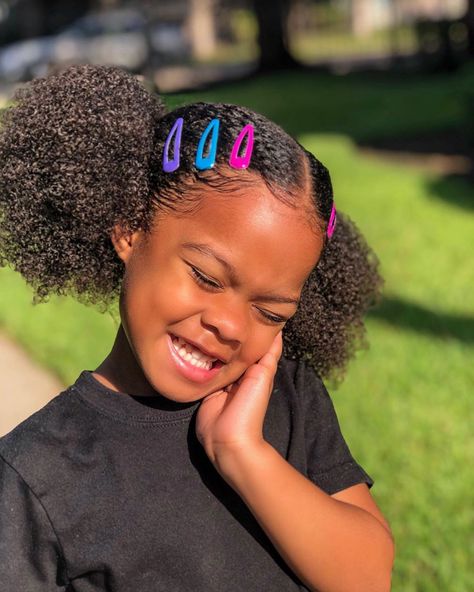 Follow : Black Empire For More Pins 🔥🔥 Gel Hairstyles For Kids, Latest Packing Gel Hairstyle, Natural Hairstyles For School, Packing Gel, Gel Hairstyles, Girls School Hairstyles, Girls Hairdos, Side Bun Hairstyles, Short Hair Lengths