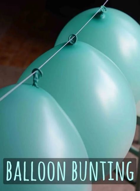 Balloon Bunting, Diy Ballon, String Balloons, Deco Ballon, Blowing Up Balloons, Idee Babyshower, Diy Balloon Decorations, Diy Balloon, Balloon Diy