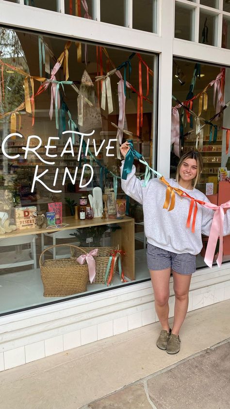 Creative Kind | Y’all can’t seem to get enough of this window display and we love to see it! 💕 Here’s a tutorial for how Mara made this cute and simple… | Instagram Simple Ribbon Bow, Autumn Window Display, Fall Windows, Holiday Window Display, Bow Garland, Christmas Window Display, Retail Windows, Christmas Window, Visual Merchandising