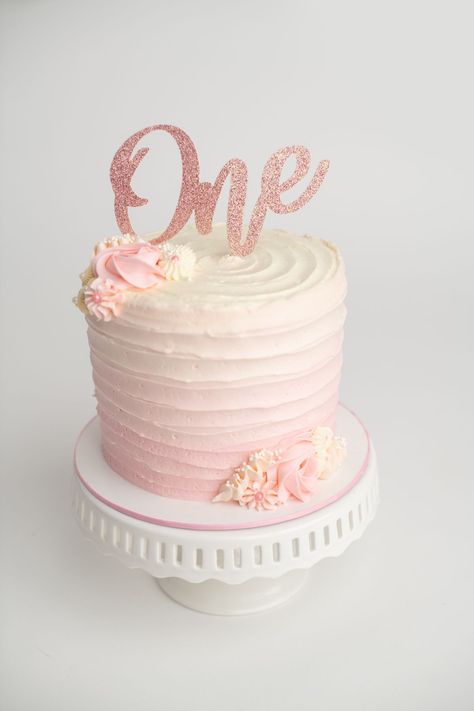 Isn’t She Onederful Cake, 6 Month Birthday Theme, Isn’t She Onederful Birthday Cake, Purple Smash Cake, Sweet One Birthday Cake, Cake Ideas For 1st Birthday, Ideas For 1st Birthday, Smash Cake Ideas, Creative Cake Designs