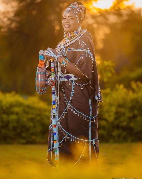 Kalenjin Traditional Attire, Maasai Dress Designs, Maasai Dress, Post Colonialism, Kenyan Fashion, African Costume, Native African, African Bridesmaid Dresses, Pretty Dark Skin