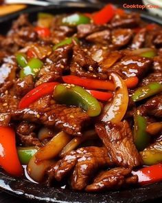 My hubby doesn't cook much but when he serves this in the kitchen, it might be his most attractive quality Strip Beef Recipes, Flap Steak Recipes Dinners, Best Ever Pepper Steak, Easy Simple Meals, Pepper Steak Recipes, Peper Steak, Beef And Peppers, Easy Asian Dishes, Cooktop Cove