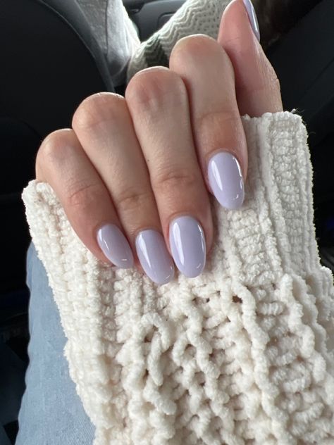 Short Almond Nails Single Color, Light Light Purple Nails, Almond Shaped Sns Nails, Light Purple Sns Nails, Simple Light Colored Nails, Pale Purple Nails Acrylic, Lavender Almond Shaped Nails, Short Almond Nails Lavender, Nail Inspo Almond Simple Solid Color