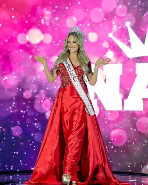 Top 10 Tips to Succeed at National American Miss - Pageant Planet Junior Miss Pageant, National American Miss, Pageant Tips, Pageant Coaching, Pageant Life, Miss Pageant, Miss California, Physical Beauty, Miss America