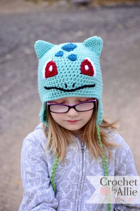 Crochet Bulbasaur, Crochet Christmas Hat, Snowman Hats, Pokemon Hat, Pokemon Crochet, Crochet Character Hats, Crochet Christmas Hats, Crochet Products, Crochet Pokemon