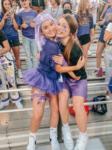 Purple Out Theme Outfit, Purple Spirit Week Outfits, Purple Out Spirit Week, School Colors Spirit Day, School Pride Outfit Ideas, Purple Color Wars Outfit, Purple Out Outfits Spirit Week, Purple Out Football Game Outfits, Purple And Gold Spirit Day Outfits