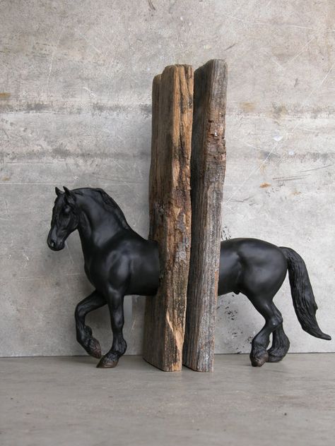 Friesian Horse Bookends Horse Decor Ideas, Horse Office, Equine Decor, Diy Bookends, Horse Room, Horse Bookends, Equestrian Decor, Horse Crafts, Horse Diy