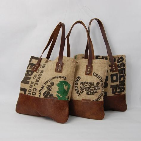 Coffee Bag Crafts, Diy Sac Pochette, Recycled Coffee Bags, Burlap Purse, Jute Tas, Leather Bean Bag Chair, Coffee Bean Sacks, Burlap Coffee Bags, Leather Bean Bag