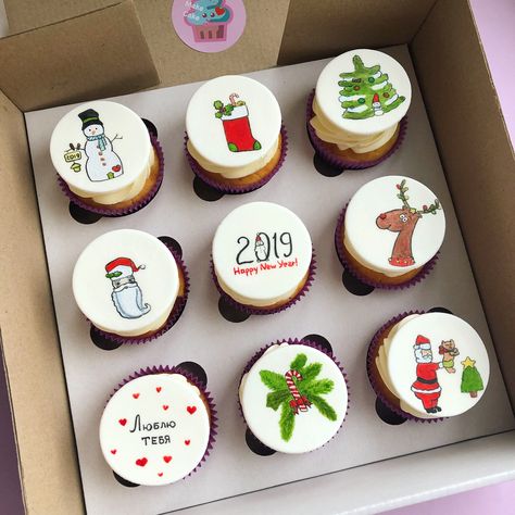 Cupcakes design New year Cupcake New Year, New Year Ideas, Cupcakes Design, Cupcake Designs, Happy New, Happy New Year, Photo Ideas, Cupcake, Cake