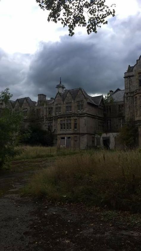 Denbeigh Mental Asylum, Wales Old Asylum, Victorian Asylum Aesthetic, Mental Institution Psychiatric Hospital, Abandoned Mental Asylum, Asylum Aesthetic, Mental Asylum Room, Insane Asylum Room, Victorian Era Aesthetic, Mental Institution