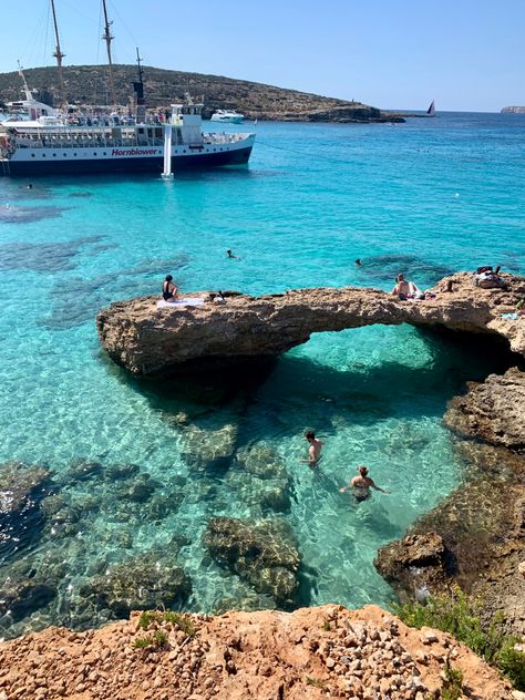 Malta Bugibba, Blue Lagoon Malta, Malta Beaches, Vacation Places, Blue Lagoon, Beach Vibe, Travel Inspo, Pretty Places, Dream Destinations