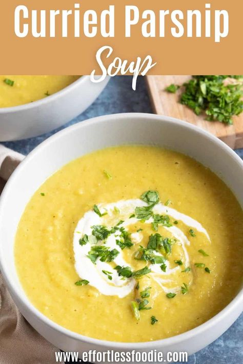 An easy curried parsnip and apple soup recipe. Delicious during the winter months with fresh crusty bread! Parsnip Apple Soup, Curried Parsnip Soup Recipe, Paprika Soup Recipe, Parsnip Soup Recipes, Autumn Soups, Curried Parsnip Soup, Parsnip And Apple Soup, Apple Soup Recipes, Tin Eats