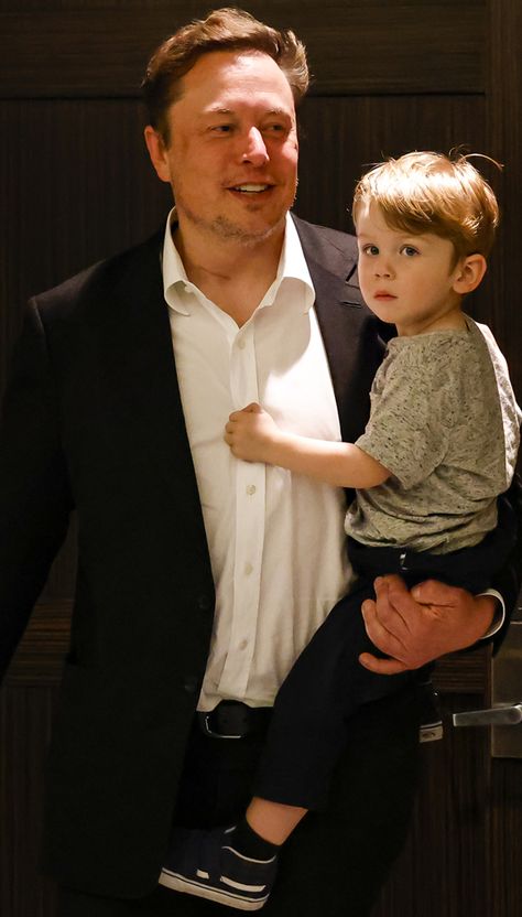 See Elon Musk Play With His and Grimes’ Son X AE A-XII in Rare Photos - E! Online Elon Musk Sons, Elon Musk Family, Elon Musk Rocket, Elon Reeve Musk, Best Friend Soul Mate, Elon Musk Spacex, I Need You Love, Tesla Ceo, Picture Of Doctor