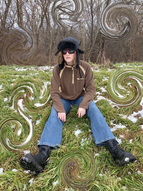 forest swirls aesthetics, mud, 2000s, magazine, magazine photo, photo ideas, ushanka hat, winter, photographer's photo Ushanka Hat Aesthetic, Ushanka Outfit, Ushanka Hat, Hat Aesthetic, Photo Photo, Photo Magazine, Photo Ideas, Forest, Magazine