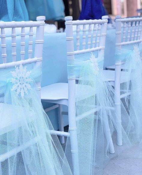 Frozen (Disney) Birthday Party Ideas | Photo 3 of 13 | Catch My Party Second Birthday Frozen Theme, Frozen Birthday Party 3, Frozen Moodboard, Elsa Party Ideas, Frozen Wedding Theme, Frozen Party Decor, Frozen First Birthday, Ice Princess Party, Disney Birthday Party Ideas