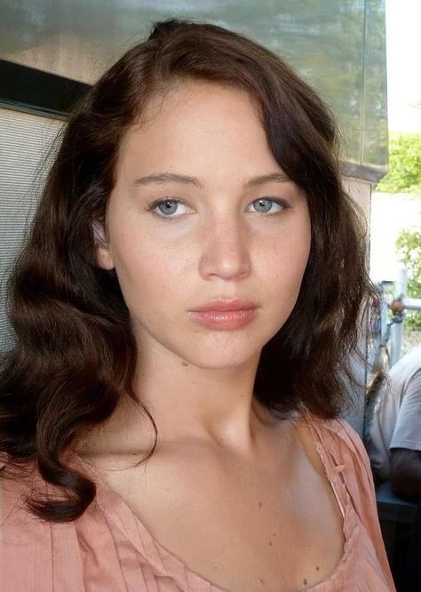 Jennifer Lawrence Brunette, The Hunger Games Aesthetic, Jeniffer Lawrance, Hunger Games Aesthetic, Jennifer Lawrence Hunger Games, Hunger Games Outfits, Jennifer Laurence, Jennifer Lawrence Hair, J Law