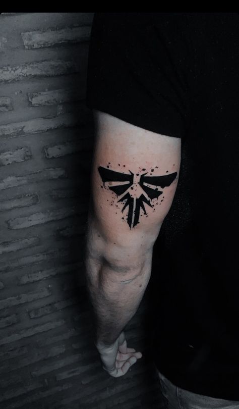 The Last Of Us Firefly Symbol, Videogame Tattoo Ideas, Tatuagem The Last Of Us, Videogame Tattoos, The Last Of Us Tattoo Ideas, Video Game Tattoo Ideas, The Last Of Us Tattoo, Last Of Us Tattoo, Tattoo Games