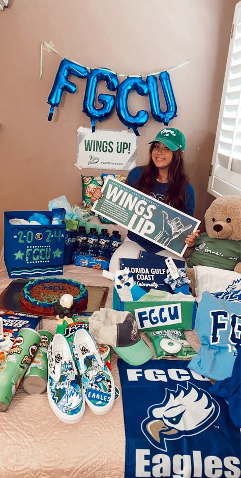 fgcu Fgcu Dorm, College Bed, Bed Party, College Bedding, Florida International University, College Stuff, Dream College, Dorm Ideas, Dream School