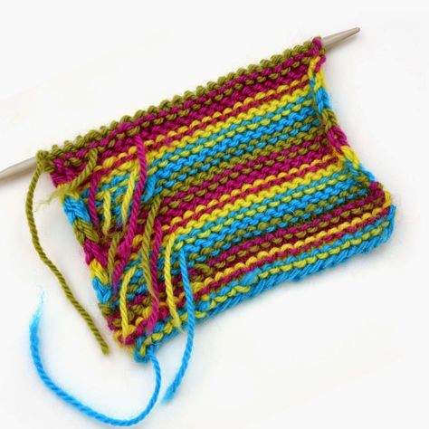 A simple trick for weaving in ends as you knit stripes to cut down on finishing time. Weave In Ends Knitting, Knit Stripes, Knitting Help, Things To Knit, Knitting Tutorials, Knit Projects, Knitting Instructions, Knitting Tips, Make Stuff