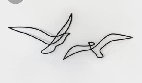 Simple Magpie Tattoo, Seabird Tattoo, Bird Outline Tattoo, Caravan Logo, Seagull Tattoo, Magpie Tattoo, Paper Desk, Little Bird Tattoos, Vogel Tattoo