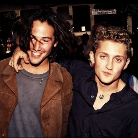 Alex and Keanu looking hot at the Bogus Journey Premiere (1991) Bill And Ted, Keanu Reeves Movies, Lost Boys Movie, Baba Jaga, Alex Winter, Famous Person, Keanu Charles Reeves, Warm Fuzzies, Lost Boys