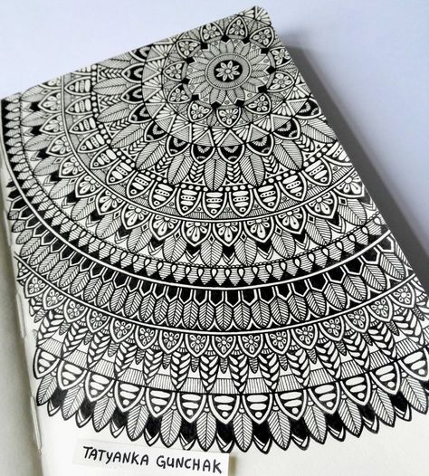 mandala by Tatyanka-Gunchak on DeviantArt Side Mandala Art, Carillons Diy, Zentangle Kunst, Golden Mandala, Easy Mandala Drawing, Mandala Doodle, Mandela Art, Mandala Art Therapy, Simple Mandala