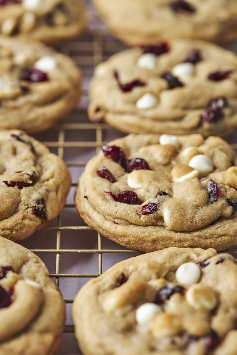 White Chocolate Cranberry Cookies | Olive & Mango Cranberry Treats, Chocolate Cranberry Cookies, White Chocolate Macadamia Nut Cookies, White Chocolate Cranberry Cookies, Macadamia Cookies, Chocolate Chip Pecan Cookies, Chocolate Cranberry, Macadamia Nut Cookies, Butter Pecan Cookies