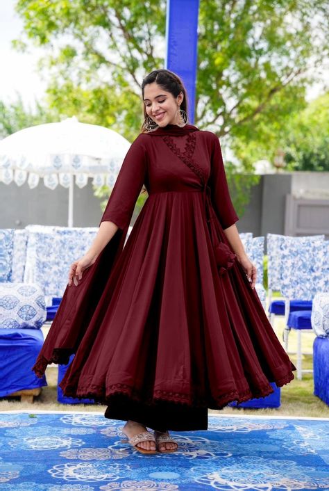 👉*Rate :-1100/- Free Shipping*👈 *Presenting New Anarkali Faux Georgette Gown With Fully Flair and Full Stitched With Dupatta And Bottom Ready To Wear Collection * *SRK- 5043* *(New Colour)* 🧵*DETAILS* 🧶 👚*Top Fabric*:Heavy Faux Georgette With Full Sleeve And Fancy Latkan Dori And GPO Lace Border 👚*Gown Length*:51-52 inches 👚*Gown Inner*: Micro Cotton 👚*Bottom *:*Micro Cotton* *Fully Stitched Ready To Wear * *Length:-40 inch* 👚*Dupatta Fabric*: Heavy Faux Georgette With Two S Long Wedding Gown, Velvet Suit Design, Long Gown For Wedding, Embroidery Fashion Detail, Stitching Dresses, Palazzo Pant, Combo Dress, Anarkali Gown, Salwar Kameez Designs