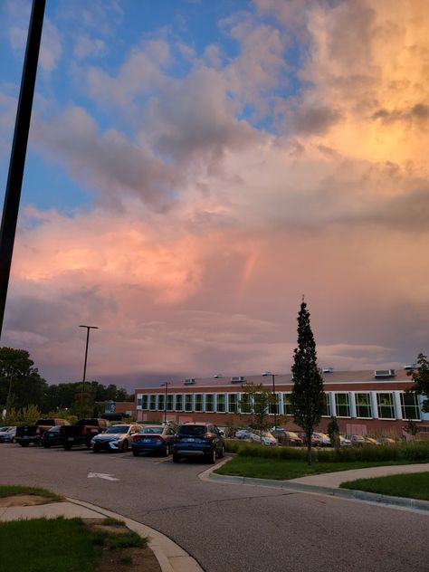 Eastern Michigan University has some views, one could say. Eastern Michigan University, Rainbow Sunset, Eastern Michigan, Dream Life, Michigan, University, House Styles, Travel