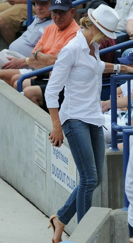 White Fedora, White Oxford Shirt, Looks Jeans, People Watching, Cooler Look, Baseball Game, Urban Looks, Oxford Shirt, Fashion Mode