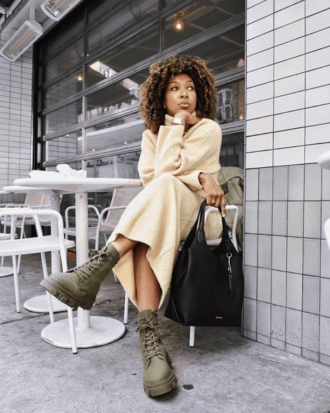 Green Boots Outfit, Olive Green Boots, Olive Boots, Winter Boots Outfits, Green Boots, Tomboy Fashion, Different Outfits, Boots Outfit, Fashion Stylist