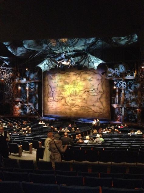 Wicked Gershwin Theater New York Gershwin Theater Nyc, Nyc Fall Outfits, Wicked Broadway, Broadway Wicked, Nyc Fall, Defying Gravity, Theatre Life, Music Life, Musical Theater