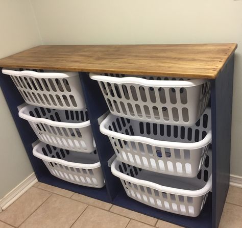 Laundry Basket Dresser, Laundry Station, Laundry Room Baskets, Diy Laundry Basket, Organization Laundry, Laundy Room, Ikea Desk Hack, Laundry Room Ideas Small Space, Modern Laundry