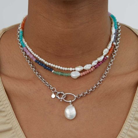 Ultimate Necklace Layering Lookbook & Guide | Astrid & Miyu Necklace Layering Silver, Silver Necklace Stack, Pearl Necklace Layering, Semi Precious Necklace, Classic Pearl Necklace, Pearl Chain Necklace, Dainty Choker, Chunky Chain Necklaces, Rainbow Necklace