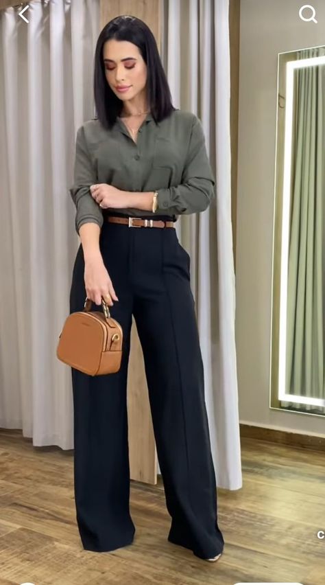 Meeting Outfit, Wide Leg Pants Outfit, Look Office, Business Casual Outfits For Work, Everyday Fashion Outfits, Classy Work Outfits, Stylish Work Outfits, Casual Work Outfits, Looks Chic