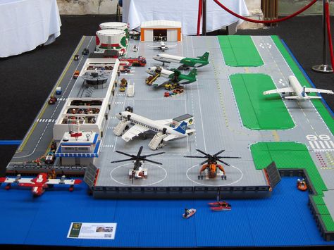 https://flic.kr/p/o88RVU | Brick Port | Warren Elsmore's latest creation is this airport called Brick Port. Lego Airplane, Lego City Airport, Airport Ideas, Lego Airport, Lego City Ideas, Lego Fire, Lego Furniture, Lego City Sets, Lego Town