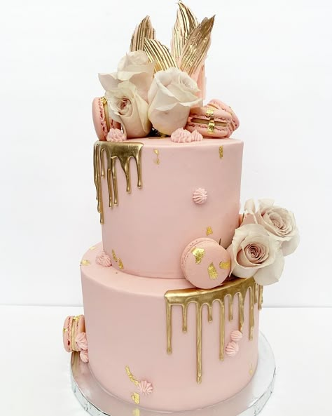 Double Layer Birthday Cake Ideas, Rose Gold Themed Cake, Rose Gold 2 Tier Birthday Cake, 2 Tier Cake Designs Birthday Women, Rose Gold Birthday Cake For Women, Rose Gold Cake Birthday, Pink Gold Birthday Cake, 16th Birthday Cake For Girls, 2 Tier Birthday Cake