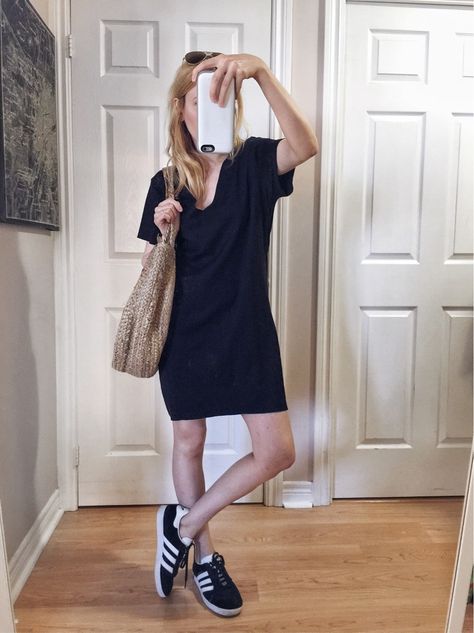 What I Wore This Week - livelovesara Svarta Outfits, Black Sneakers Outfit, How To Wear Shirt, Shirt Dress Outfit, Circle Bag, Adidas Outfit, Shirt Dress Style, Shirt Dress Casual, Adidas Gazelle