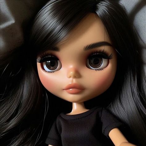 Pink Phone, Blythe Doll, Blythe Dolls, Beautiful Dolls, Black Hair, Cute Art, Dolls, Hair, Pink