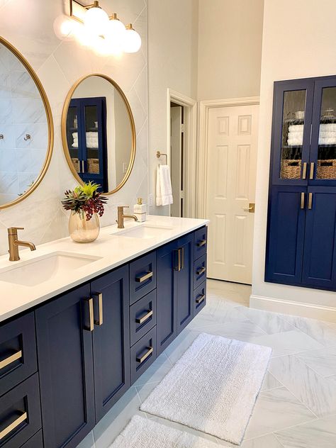 Cordova Master Bath - Contemporary - Bathroom - Dallas - by Bolen Designs | Houzz Blue Gold Bathroom, Crystal Ideas, Bathroom Cabinet Colors, Dark Blue Bathrooms, Blue Bathroom Vanity, New House Bathroom, Full Bathroom Remodel, House Bathrooms, Bathroom Redesign