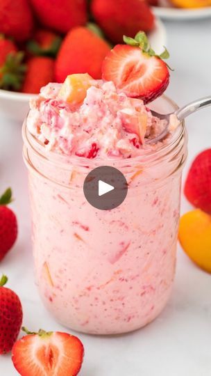 20g PROTEIN + 13g FIBER!!! 🤯⭐️ Just dropped my STRAWBERRY PEACH OVERNIGHT OATS on Today Show… and it was an instant hit!💥 Recipe in comments! | Joy Bauer | L'Impératrice · Voodoo? Oats Strawberry, Peach Overnight Oats, Joy Bauer Recipes, Recipes Strawberry, Greek Yogurt Flavors, 20g Protein, Joy Bauer, High Protein Smoothies, Protein Smoothies