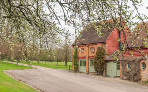 Belchamp Hall Coach House - Historic conversion near Dedham Vale. Dedham Vale, Private Tennis Court, His And Hers Sinks, Night High, Lawn Furniture, Super King Size Bed, Rural Retreats, Coach House, Pub Bar