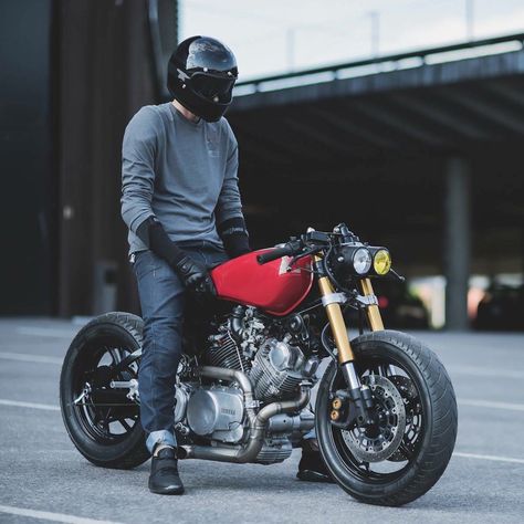 Virago Cafe Racer, Bike Garage, Modern Cafe Racer, Xjr 1300, Retro Bikes, Yamaha Cafe Racer, Cafe Racer Moto, Yamaha Virago, Мотоциклы Cafe Racers