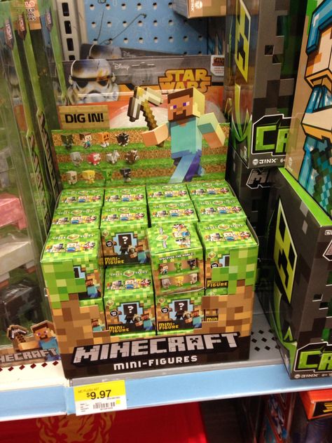 Minecraft Car, Minecraft Mini Figures, Cute Wolf Drawings, Minecraft Toys, Best Christmas Toys, Caterpillar Equipment, Creeper Minecraft, Cool Kids Bedrooms, Minecraft Wallpaper