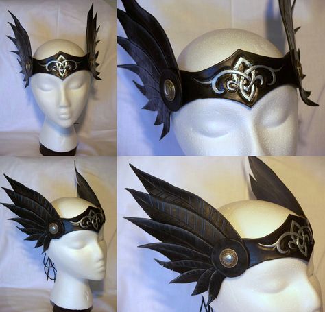 Black and Silver Celtic Winged Valkyrie Circlet by MirabellaTook.deviantart.com on @deviantART Valkyrie Mask, Valkyrie Headdress, Headdress Diy, Valkyrie Costume, Diy Headdress, Winx Cosplay, Leather Wings, Headdress Tattoo, Dragon Costume