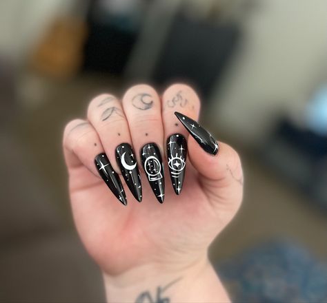 Crystal Ball Nail Art, White Witch Nails, Black Magic Nails, Witchy Nails Black, Crystal Ball Nails, Moon And Star Nail Designs, Moon Phase Nails, Witchy Nails Almond, Halloween Long Nails