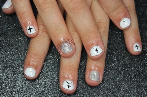 Communion nails by Lexi at fingerpaintedblog.com First Communion Nails For Kids, Kids Nail Polish Ideas, First Communion Nails, Communion Nails, Communion Hair, First Communion Hairstyles, Kids Nails, Communion Hairstyles, Kids Nail Polish