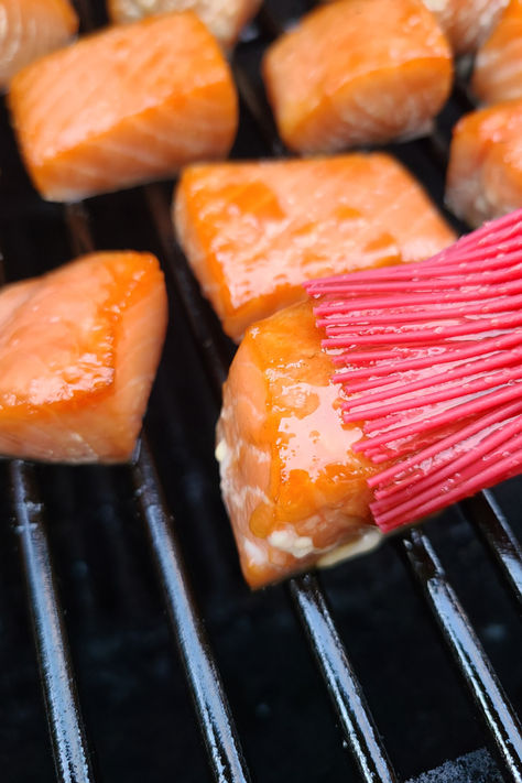 I went to a coastal fish market and spent $10 on just 1/4 cup of candied salmon. Although I loved it, the price was too high. So, I decided to spend a little more and make an entire fillet of candied salmon myself. 
However, even though it was more affordable, it still didn't last long. I can show you how to make it too Salmon From Frozen, Candied Salmon, Salmon Bites, Smoked Salmon Recipes, Fish Market, Smoked Salmon, Simple Recipe, Salmon Recipes, I Decided